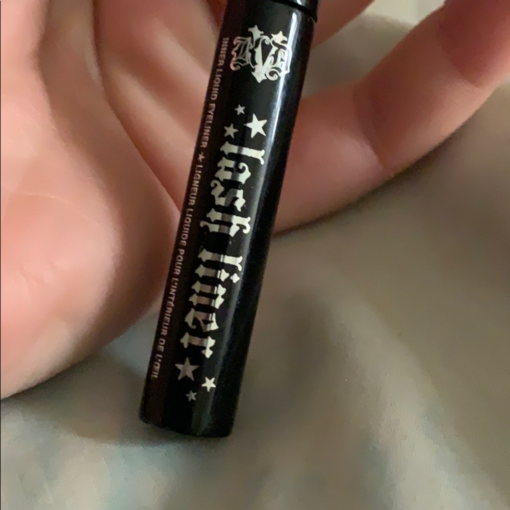 Kay Von D lash liner